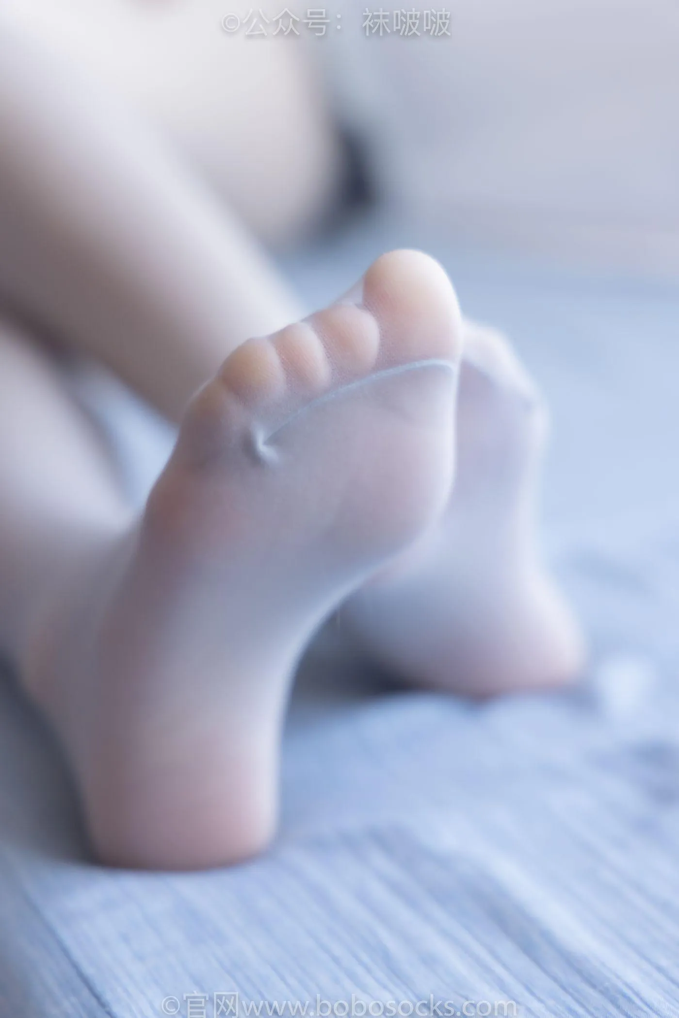 [BoBoSocks袜啵啵]NO.083 稚予-高跟鞋、凉鞋、白丝、裸足涂白色指甲油剧情 [140P]插图2